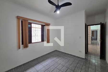 Suíte 1 de casa para alugar com 3 quartos, 82m² em Nova Mirim, Praia Grande