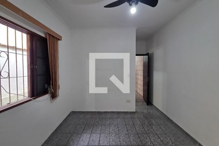Suíte 1 de casa para alugar com 3 quartos, 82m² em Nova Mirim, Praia Grande