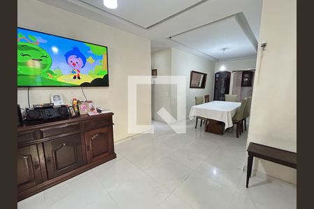Sala de casa à venda com 3 quartos, 260m² em Méier, Rio de Janeiro