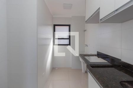 Cozinha e Área de Serviço de apartamento para alugar com 2 quartos, 39m² em Vila Jacuí, São Paulo