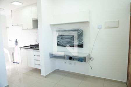 Sala/cozinha de apartamento para alugar com 2 quartos, 47m² em Vila Jacuí, São Paulo