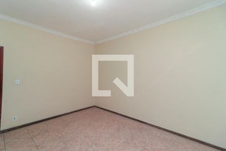 Quarto 2 de casa para alugar com 3 quartos, 150m² em Marechal Hermes, Rio de Janeiro