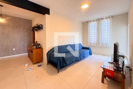 Sala de casa à venda com 3 quartos, 855m² em Palmeiras, Belo Horizonte