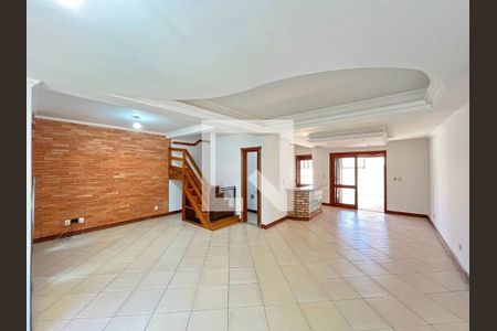 Sala de casa de condomínio para alugar com 3 quartos, 140m² em Hípica, Porto Alegre
