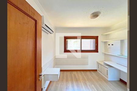 Quarto de casa de condomínio para alugar com 3 quartos, 140m² em Hípica, Porto Alegre