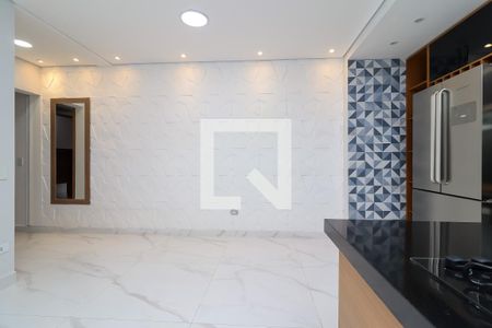 Sala de casa para alugar com 1 quarto, 40m² em Vila Rosaria, São Paulo