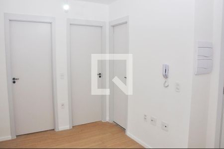 Detalhe - Sala, Cozinha e Área de Serviço com Varanda de apartamento para alugar com 2 quartos, 35m² em Vila Jaguara, São Paulo