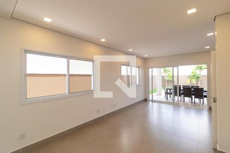 Sala de casa de condomínio à venda com 3 quartos, 257m² em Swiss Park, Campinas