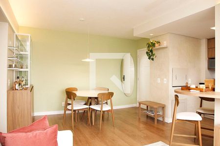 Sala de apartamento à venda com 2 quartos, 67m² em Santana, Porto Alegre