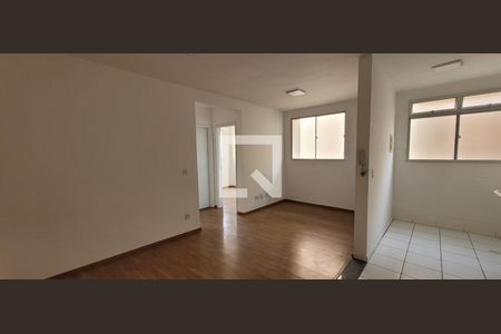 sala  de apartamento para alugar com 2 quartos, 50m² em Monte Verde, Betim