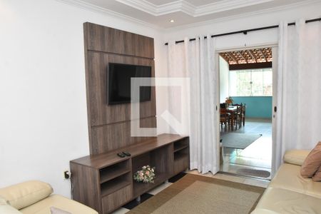 Sala de casa à venda com 4 quartos, 240m² em Vila Santa Terezinha, Várzea Paulista
