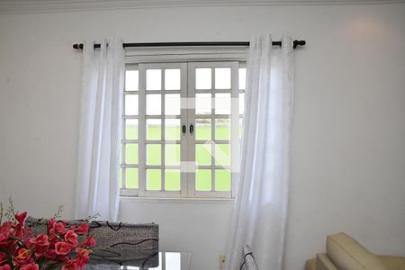 Sala janela de casa à venda com 4 quartos, 240m² em Vila Santa Terezinha, Várzea Paulista