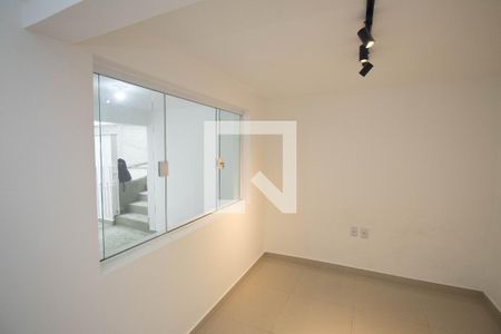 Sala  de casa para alugar com 2 quartos, 40m² em Vila Nova Mazzei, São Paulo