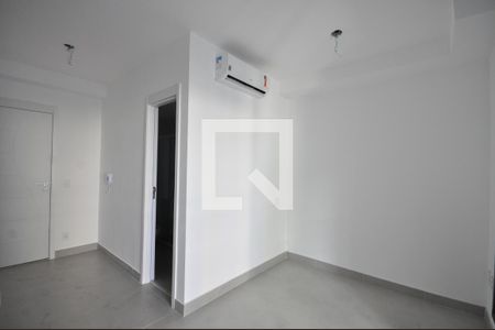 Sala/Quarto de kitnet/studio para alugar com 1 quarto, 26m² em Tucuruvi, São Paulo