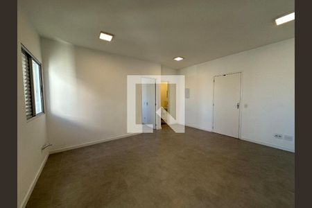 Sala de apartamento para alugar com 1 quarto, 56m² em Jardim Maria Helena, Barueri