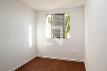 Quarto 1 de apartamento para alugar com 2 quartos, 52m² em Jardim da Gloria, Cotia