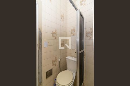 Banheiro de casa de condomínio para alugar com 1 quarto, 68m² em Osvaldo Cruz, Rio de Janeiro