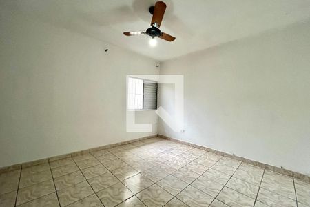 Quarto 1 de casa para alugar com 2 quartos, 80m² em Vila Imperio, São Paulo