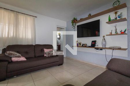 Sala de casa à venda com 5 quartos, 232m² em Jardim Maringa, São Paulo