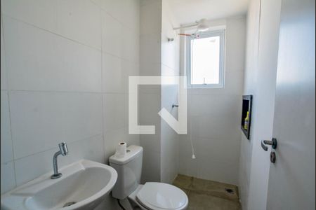Banheiro de apartamento para alugar com 1 quarto, 52m² em Santa Terezinha, Santo André