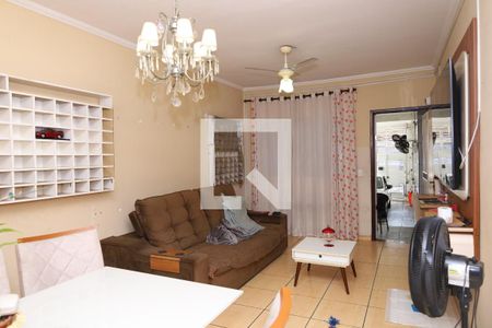 Sala de casa à venda com 3 quartos, 96m² em Cidade Líder, São Paulo