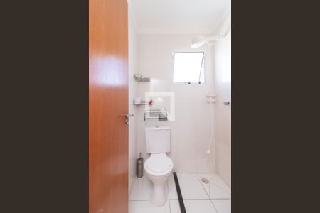 Banheiro de apartamento para alugar com 1 quarto, 32m² em Vila Ré, São Paulo