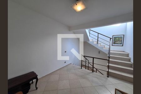 Sala 2 de casa à venda com 3 quartos, 350m² em Camboinhas, Niterói
