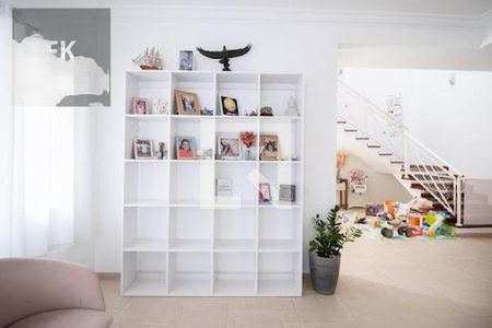 Casa à venda com 4 quartos, 365m² em Morada dos Pássaros, Barueri
