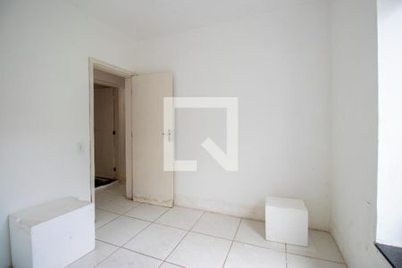 Quarto 2 de casa para alugar com 2 quartos, 42m² em Bonsucesso, Rio de Janeiro