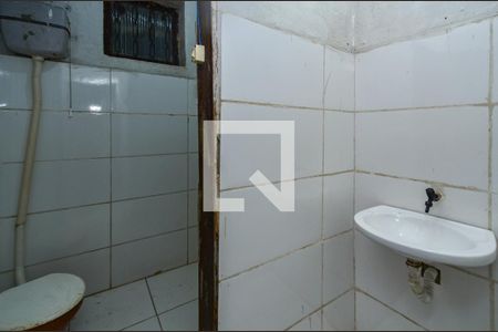 Banheiro de apartamento para alugar com 2 quartos, 50m² em São Cristóvão, Belo Horizonte