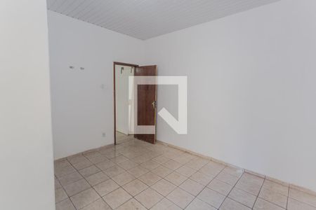Suíte de casa para alugar com 3 quartos, 70m² em Sagrada Família, Belo Horizonte