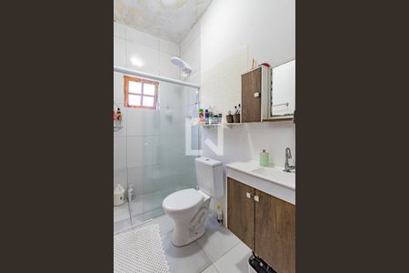Banheiro de casa à venda com 4 quartos, 126m² em Jardim Patente, São Paulo