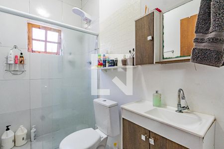 Banheiro de casa à venda com 4 quartos, 126m² em Jardim Patente, São Paulo