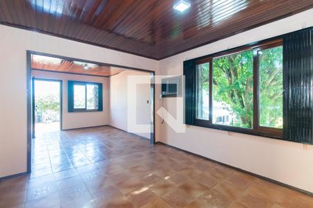 Sala de casa à venda com 3 quartos, 190m² em Nonoai, Porto Alegre