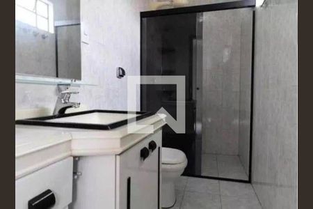 Casa à venda com 3 quartos, 149m² em Vila Carrão, São Paulo