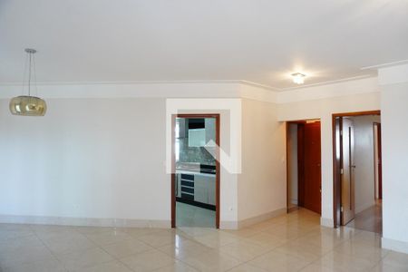 Sala de apartamento para alugar com 4 quartos, 156m² em Centro, Americana