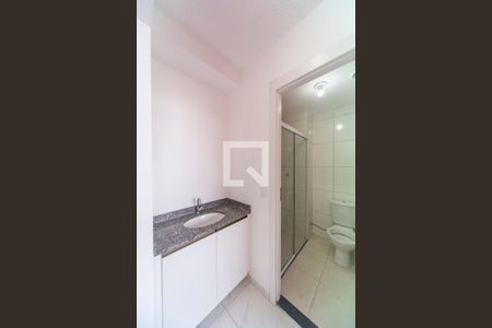 Banheiro de apartamento para alugar com 2 quartos, 35m² em Vila Sacadura Cabral, Santo André