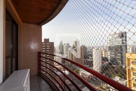 Apartamento à venda com 1 quarto, 108m² em Cambuí, Campinas
