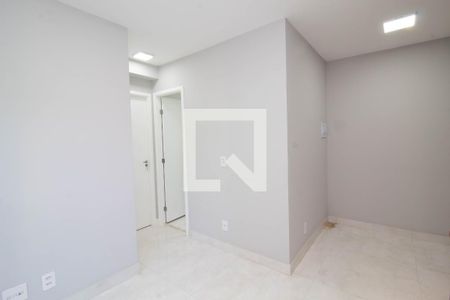 Sala de apartamento para alugar com 2 quartos, 44m² em Picanço, Guarulhos