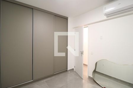 Quarto 1 de apartamento para alugar com 3 quartos, 90m² em Jardim Sul, Uberlândia