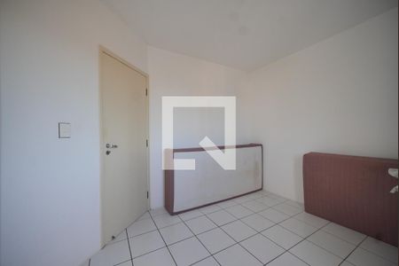 Quarto 2 de apartamento para alugar com 2 quartos, 50m² em Serraria, São José