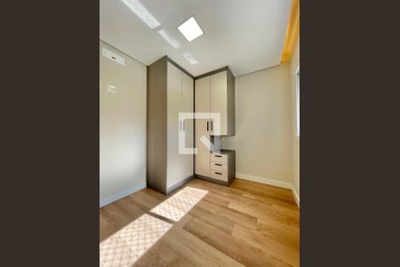 Quarto de apartamento para alugar com 2 quartos, 59m² em Votupoca, Barueri