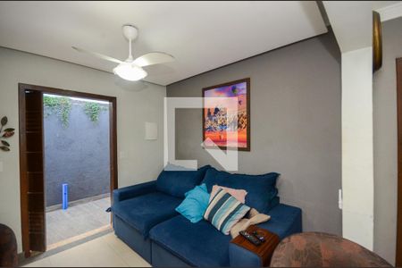 Sala de casa para alugar com 2 quartos, 256m² em Vila Itaberaba, São Paulo
