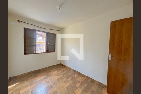 Quarto 1 casa 1 de casa à venda com 5 quartos, 155m² em Jardim Palmira, Guarulhos
