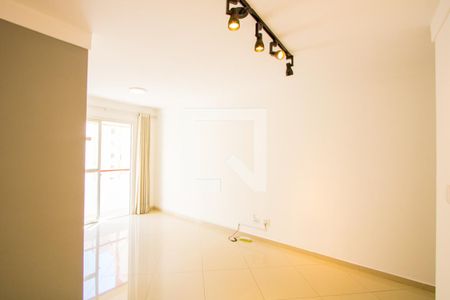 Sala de apartamento para alugar com 2 quartos, 55m² em Jardim do Estádio, Santo André