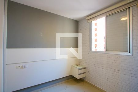 Quarto 1 de apartamento para alugar com 2 quartos, 55m² em Jardim do Estádio, Santo André