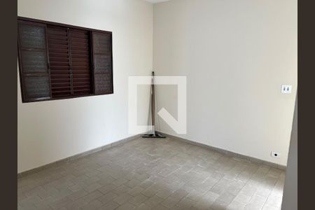 Sala de casa para alugar com 3 quartos, 110m² em Carajás, Uberlândia