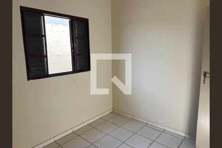 Quarto de casa para alugar com 3 quartos, 110m² em Carajás, Uberlândia