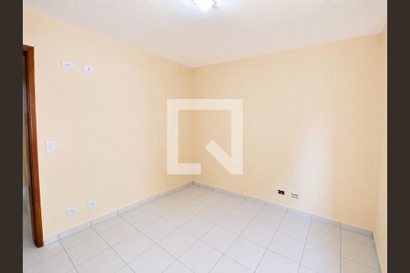 Quarto de casa de condomínio para alugar com 2 quartos, 60m² em Jardim Sao Victor, Osasco