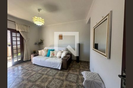 Sala de casa à venda com 4 quartos, 233m² em Parque dos Camargos, Barueri